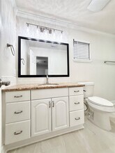 477 Oyster Creek Ct in Richwood, TX - Building Photo - Building Photo