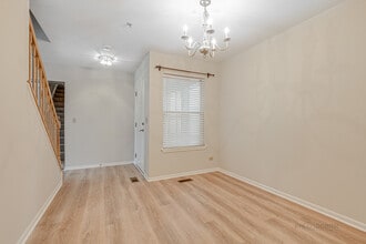 1291 Orleans Dr in Mundelein, IL - Building Photo - Building Photo