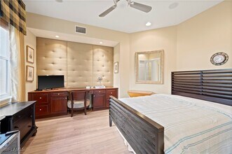 2809 Tiburon Blvd E in Naples, FL - Building Photo - Building Photo