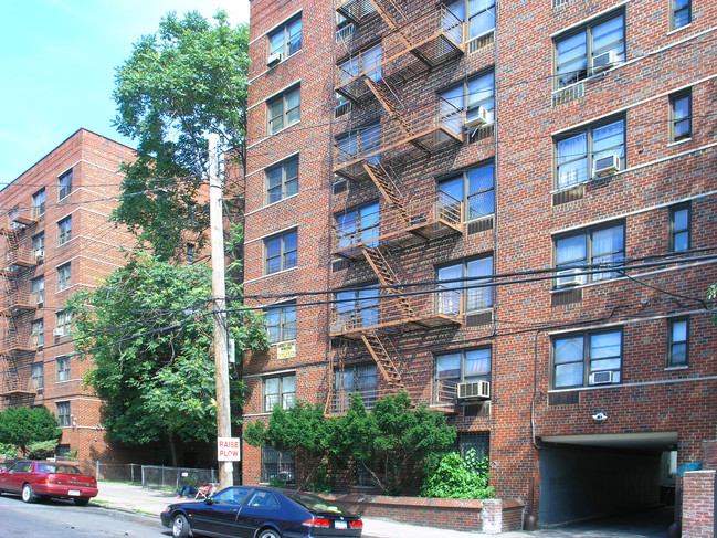 2670 Bainbridge Ave in Bronx, NY - Building Photo - Building Photo