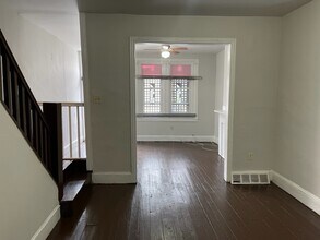 5631 Heiskell St in Philadelphia, PA - Building Photo - Building Photo