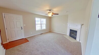 4226 Harbin Walk Ln in Fayetteville, NC - Building Photo - Building Photo