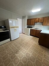 6 Ridge Ct in Springfield, IL - Building Photo - Building Photo