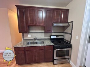 3205 N Central Ave in Chicago, IL - Building Photo - Building Photo