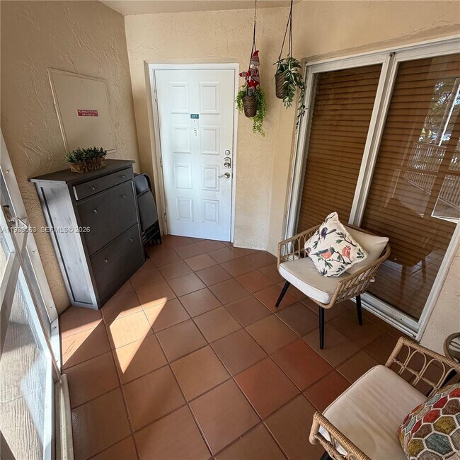 9539 Weldon Cir in Tamarac, FL - Building Photo - Building Photo