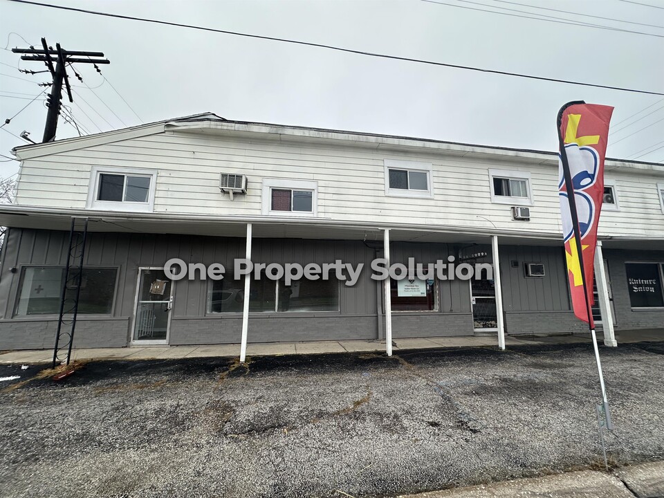 5284 Broadway in Merrillville, IN - Building Photo