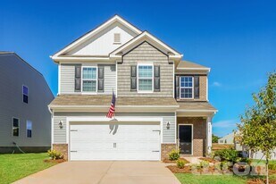 5810 Oak Br Cir in Maiden, NC - Building Photo
