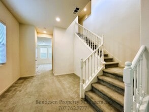 1821 Woodsage Way in Santa Rosa, CA - Building Photo - Building Photo