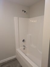 212 Wareham St, Unit 1 in Middleboro, MA - Building Photo - Building Photo