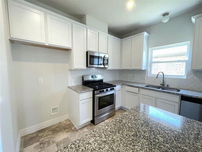 3310 Aster Mdw Wy in Richmond, TX - Building Photo - Building Photo