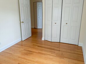 5206 N Leavitt St, Unit 2 in Chicago, IL - Building Photo - Building Photo