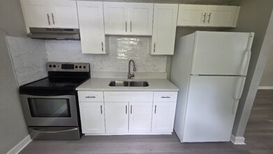 101 S Forest St in Plant City, FL - Building Photo - Building Photo