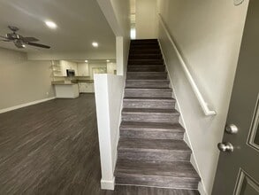 Diamond Crest Apartments in Buena Park, CA - Foto de edificio - Interior Photo