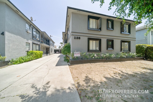 property at 1136 S Sherbourne Dr