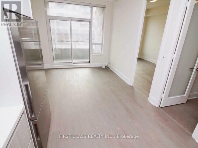 25-225 Water Walk Dr in Markham, ON - Building Photo - Building Photo