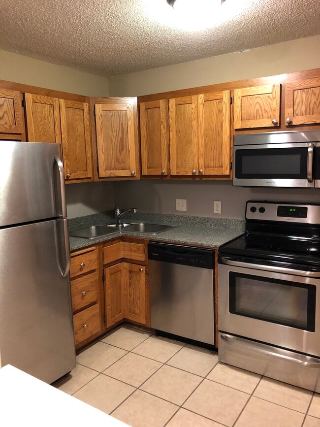 property at 6654 162nd Ct
