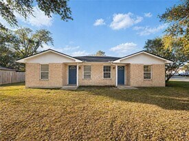 1613 Southwest Pkwy in College Station, TX - Building Photo