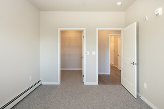 Prairie Ridge Senior Apartments in Fargo, ND - Foto de edificio - Interior Photo