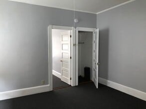 257 Tinkham St in New Bedford, MA - Building Photo - Building Photo