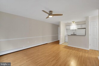 513 12th St NE in Washington, DC - Building Photo - Building Photo