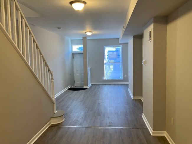 420 N Montford Ave in Baltimore, MD - Building Photo - Building Photo