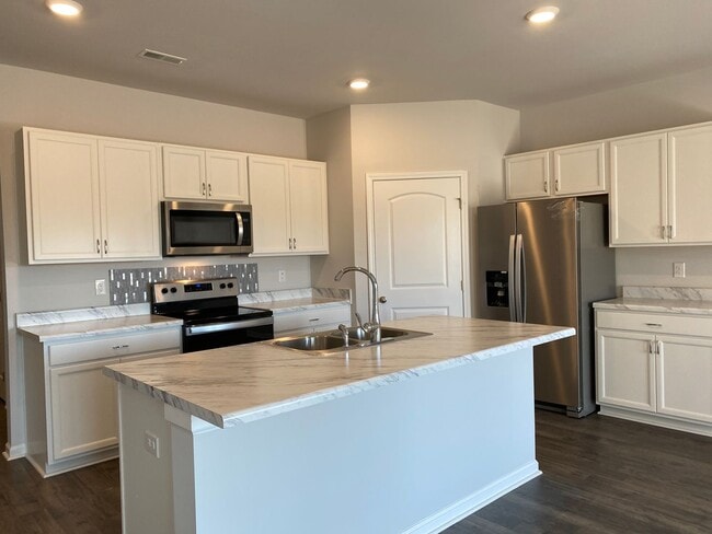 124 Red Fox Wy in Meridianville, AL - Building Photo - Building Photo