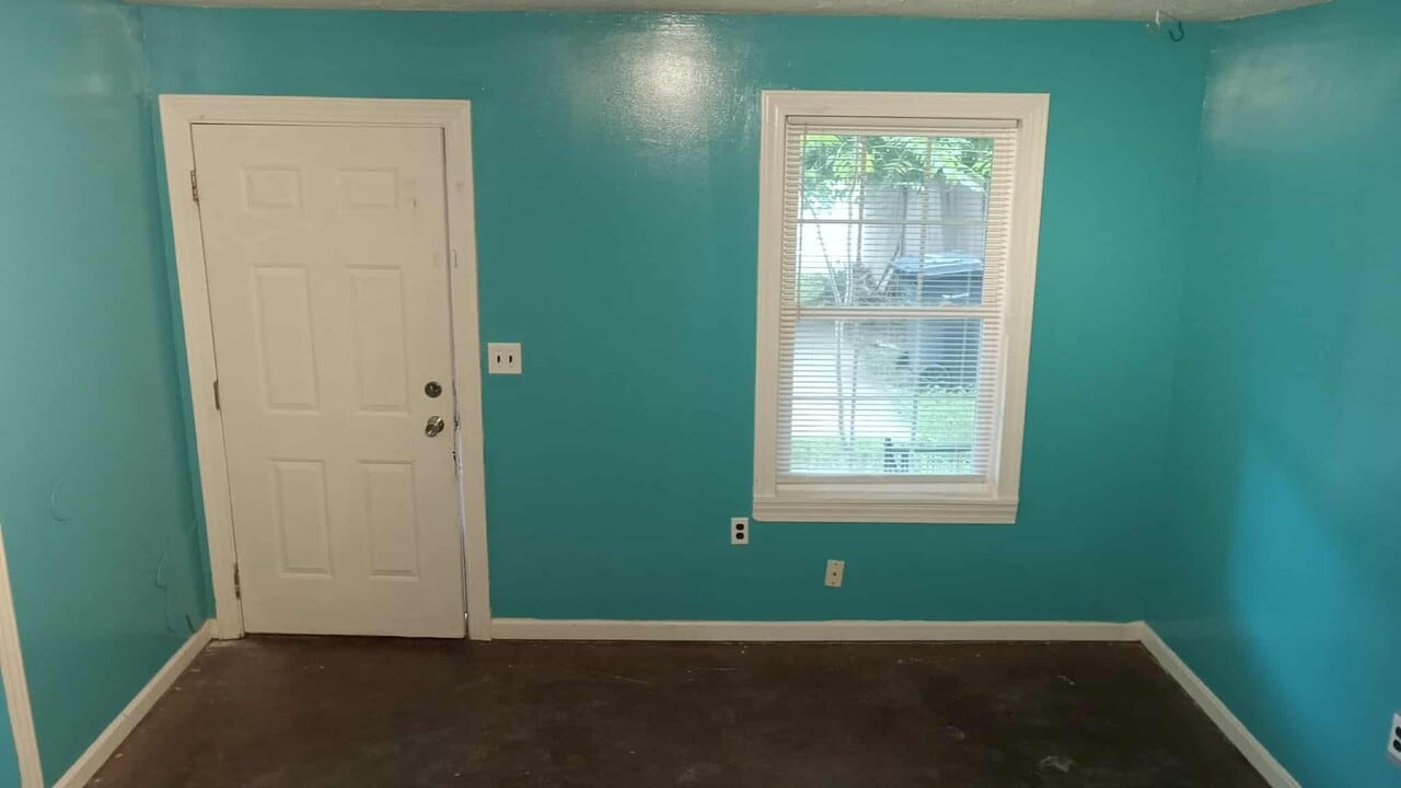 555 N Limestone in Lexington, KY - Building Photo