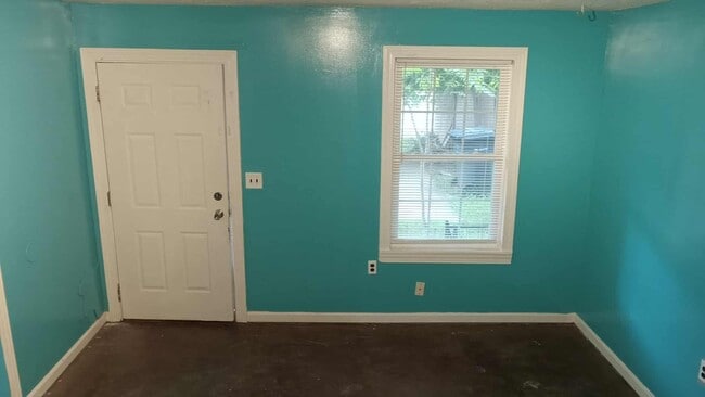 property at 555 N Limestone