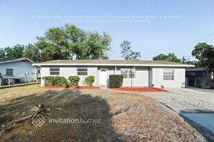 108 57th St W in Bradenton, FL - Building Photo
