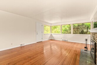 3535 43rd Ave W in Seattle, WA - Building Photo - Building Photo