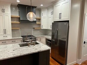 504 Broadway St, Unit B in New Haven, IN - Building Photo - Building Photo