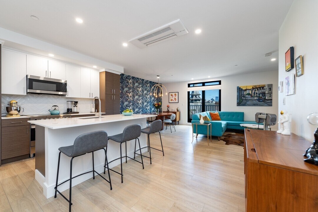 1948 Washington St, Unit 5F in Boston, MA - Building Photo
