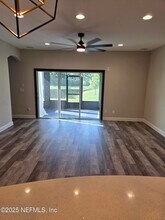 728 Sycamore Wy in Orange Park, FL - Building Photo - Building Photo