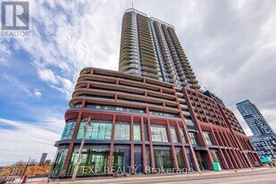 1185 Dupont St in Toronto, ON - Building Photo