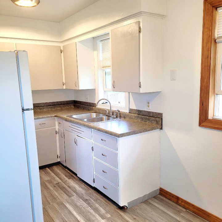 5604 Bjelde Ln-Unit -3 in Monona, WI - Building Photo