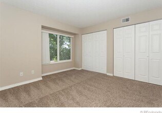 418 Wright St, Unit Unit 306 in Lakewood, CO - Building Photo - Building Photo