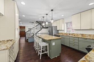 309 E Lafayette Ave in Baltimore, MD - Building Photo - Building Photo