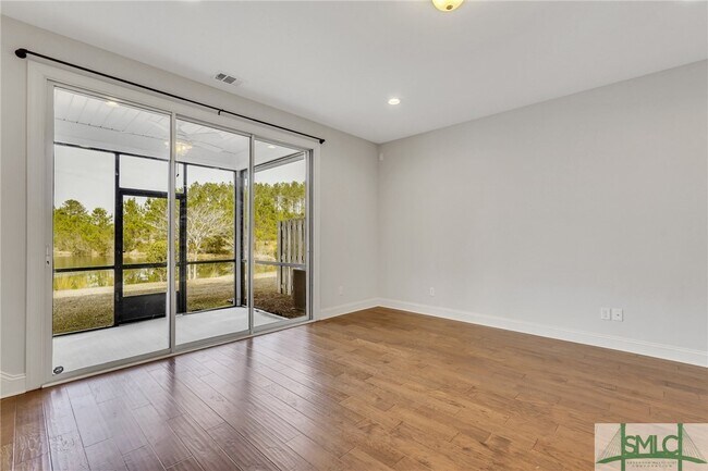 property at 116 Lake Lily Dr