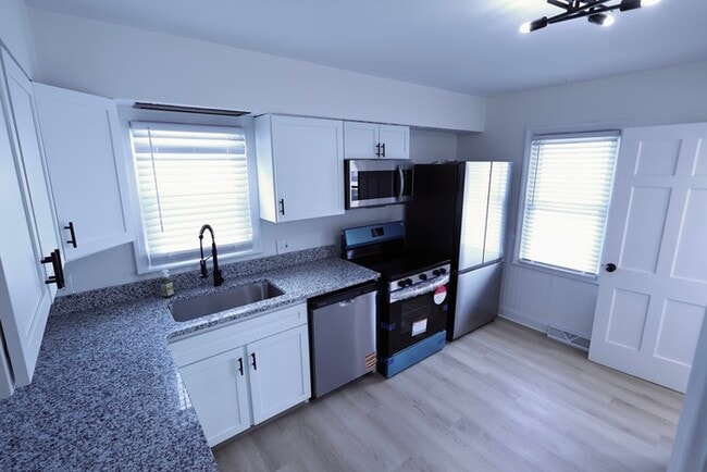 787 Austin Ave in Akron, OH - Building Photo - Building Photo