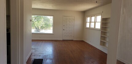 1370 Chrysolite Ave in Mentone, CA - Building Photo - Building Photo