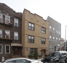 294 Eckford St in Brooklyn, NY - Building Photo