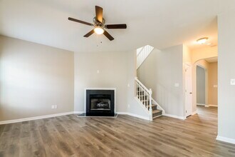 8528 Neuse Hunter Dr in Raleigh, NC - Building Photo - Building Photo