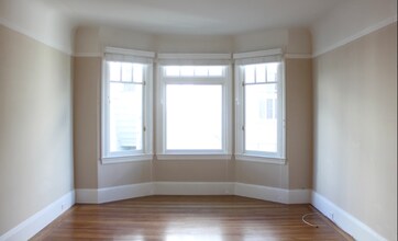 1490 Francisco St-Unit -4 in San Francisco, CA - Building Photo - Building Photo