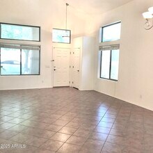 9021 W Villa Maria Dr in Peoria, AZ - Building Photo - Building Photo