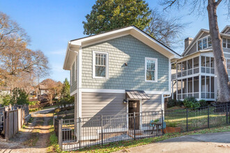 338 Sinclair Ave NE in Atlanta, GA - Building Photo - Building Photo