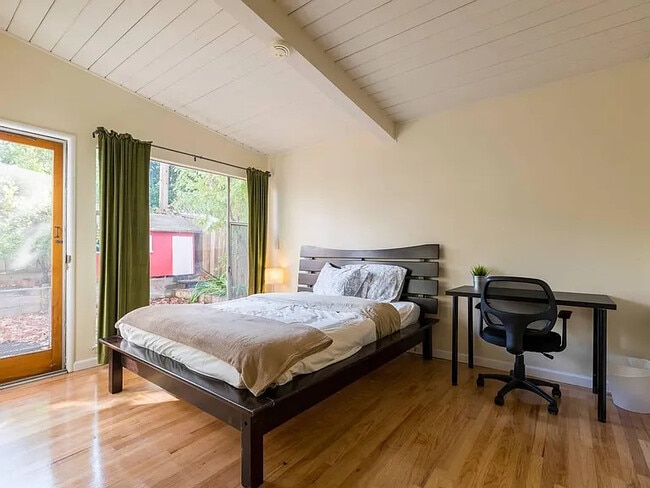 333 Ruth Ave in Mountain View, CA - Building Photo - Building Photo
