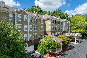 Buckhead Flats in Atlanta, GA - Foto de edificio - Building Photo