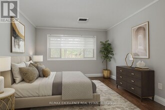 30 Green Valley Dr in Kitchener, ON - Building Photo - Building Photo