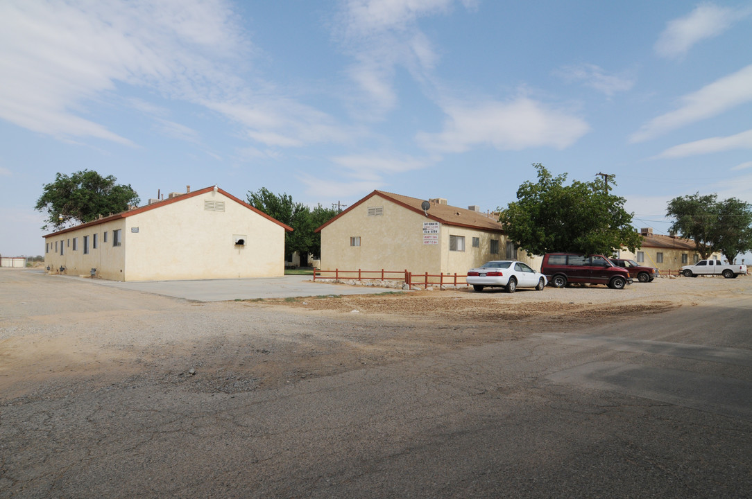 18411 Reiman St in Adelanto, CA - Building Photo