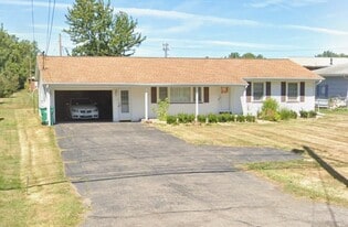 2938 Lyell Rd in Rochester, NY - Building Photo